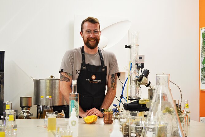 1-Hour Cocktail Masterclass Experience in Dublin - Key points at a glance