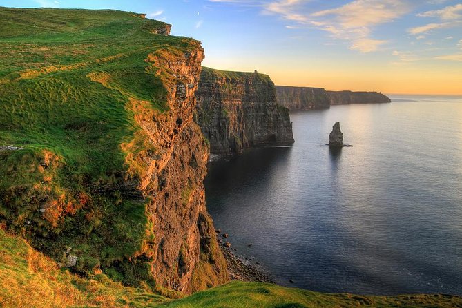 12:00 Cliffs of Moher Tour - Walking conditions and what to wear
