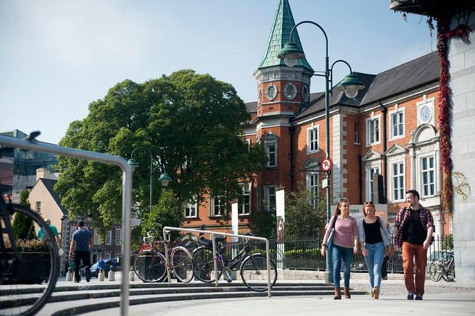 2-Day Cork and Blarney Castle Rail Tour from Dublin - Who should book this Cork rail tour?