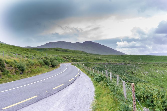 2-Day Killarney and Ring of Kerry Rail Tour from Dublin. - Carrantuohill and MacGillycuddy’s Reeks