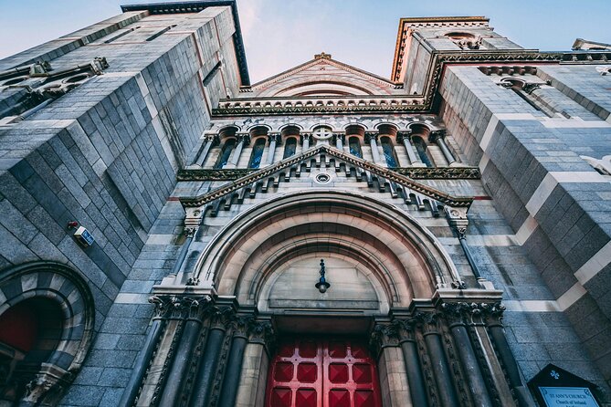 2 Hour Walking Tour of Dublin's City Centre - The Bank of Ireland and the Old Parliament House
