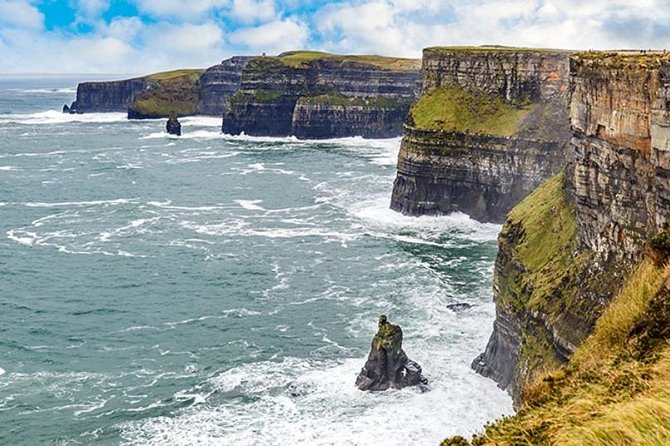 3-Day West Coast Explorer from Dublin Including Admission - What the small coach changes