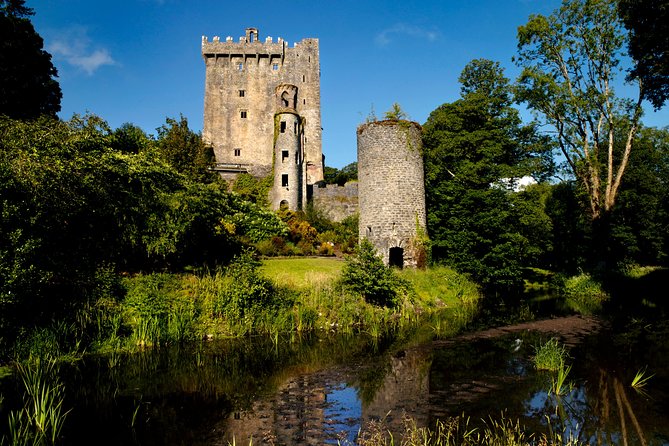 4-Day Blarney Castle, Ring of Kerry, Cliffs of Moher & Connemara - Day one: Blarney Castle, Cork and Cobh