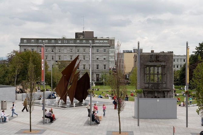 4-Day South West Ireland Tour from Dublin - Accommodation and meals