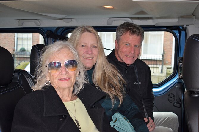 4 Hour Private Dublin City Sightseeing Tour ( 1-7 People) - What the guide adds to the drive