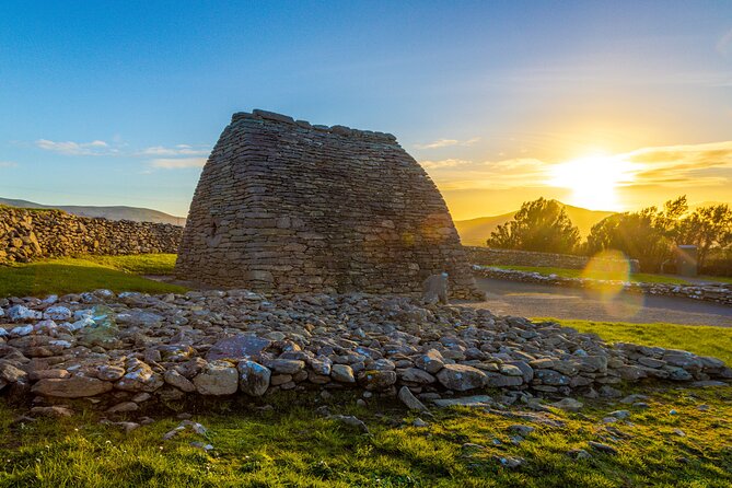 4 Hours Dingle Peninsula Private Tour - Fahan’s beehive huts and the extra €4
