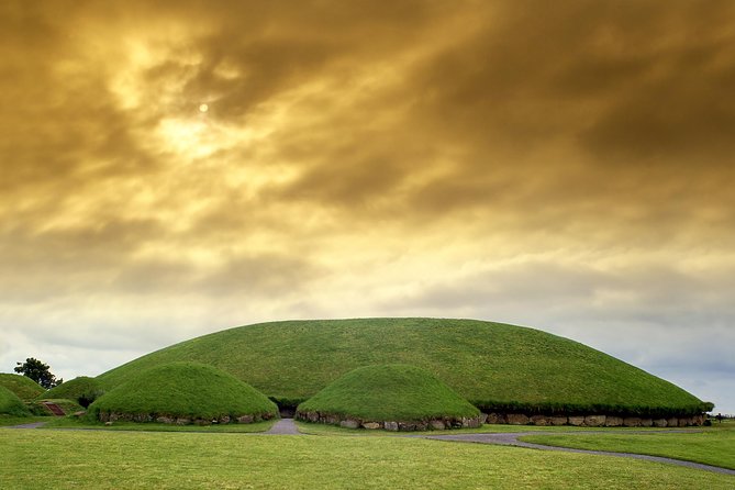6 hour Half-Day Award Winning Private Tour of the Boyne Valley - Hill of Tara connects archaeology with Irish legend