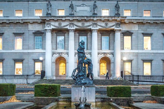 A Self Guided Walking Tour of Dublin's Docklands - Key points at a glance