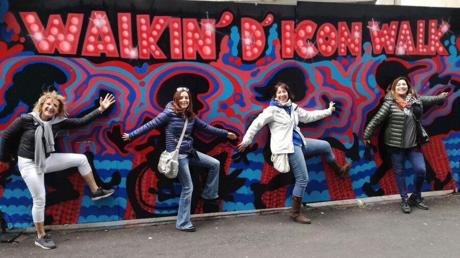 All Dublin 3 hours italian walking tour - Temple Bar, Ha’penny Bridge, and the busy center
