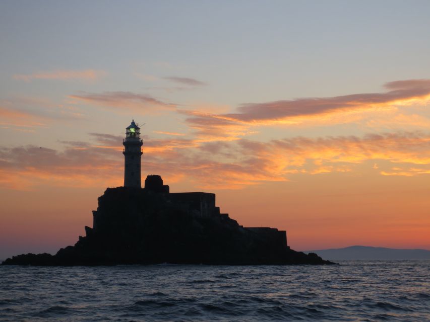 Baltimore Harbor: Sunset Cruise to Fastnet Rock Lighthouse - Passing Sherkin Island and Sherkin Abbey