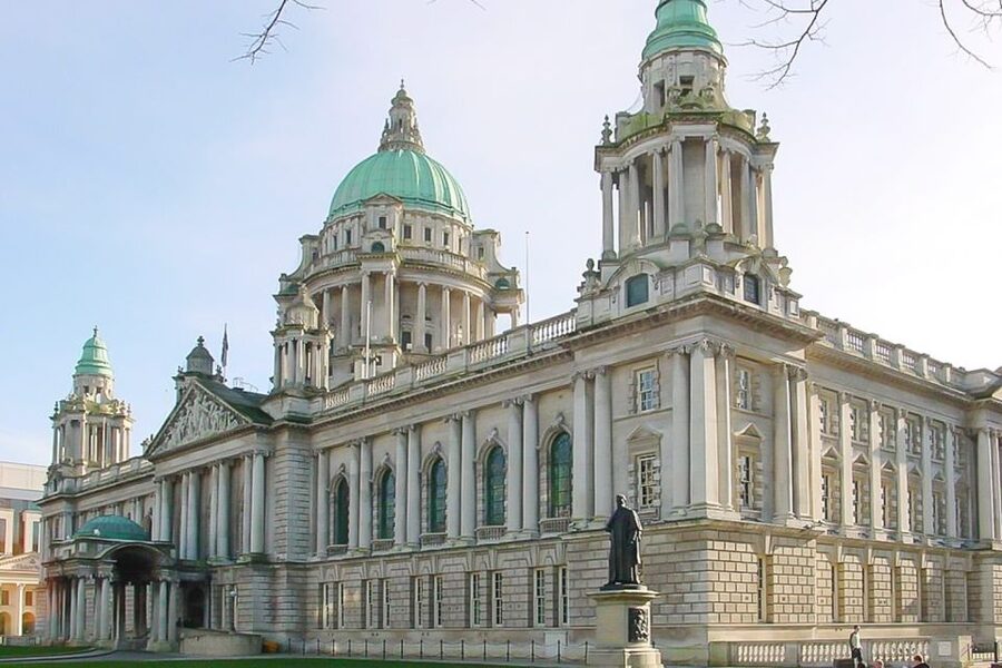 Best of Ireland 6-Day Backpackers Economy Tour - Meals, accommodation, and what the price really covers
