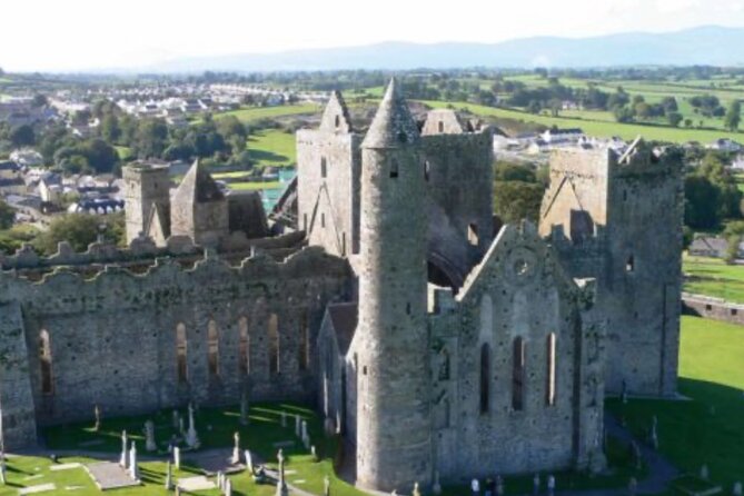Blarney Castle and The Rock of Cashel with Private Chauffeur Tour - Two Irish icons in one long day