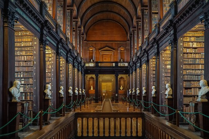 Book of Kells, Dublin Castle, Christ Church Cathedral Tour - Trinity College and the Book of Kells