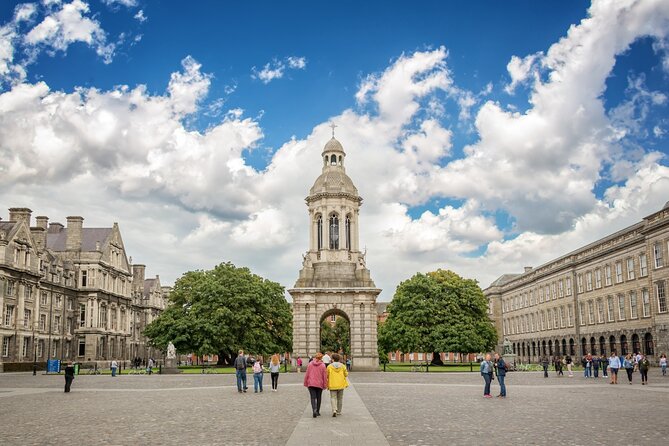 Book of Kells, Dublin Castle, Christ Church Cathedral Tour - Pace, footwear, and Dublin weather