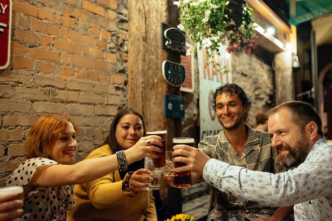 Classic Irish Pubs Private Tour of Dublin: Live Music, Beer and Nightlife - A private introduction to Dublin after dark