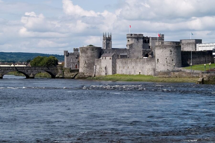 Cliffs of Moher and Blarney 2-Day Tour from Dublin - The Golden Vale and the road to County Clare