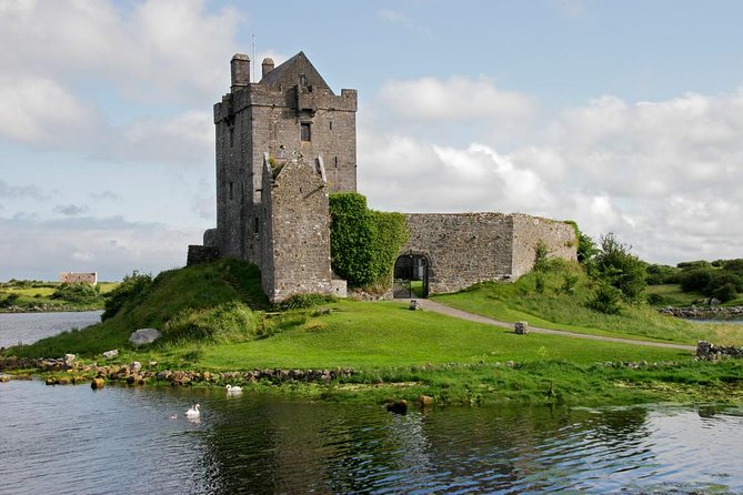 Cliffs of Moher Private Award Winning Luxury Mercedes Car Tour - Hazel Mountain Chocolates for a short local pause