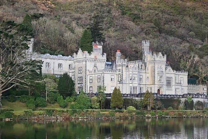 Connemara, Kylemore Abbey and Wild Atlantic Way tour from Galway - Thirty minutes in Clifden