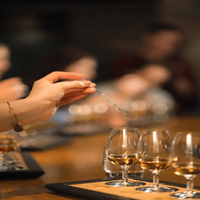 Cork: Midleton Distillery (Jameson) Premium Whiskey Tasting - Checking in at the reception desk