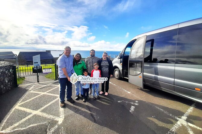DAY TOUR: Highlights of Derry and Donegal - Crossing Into Donegal for Grianan of Aileach