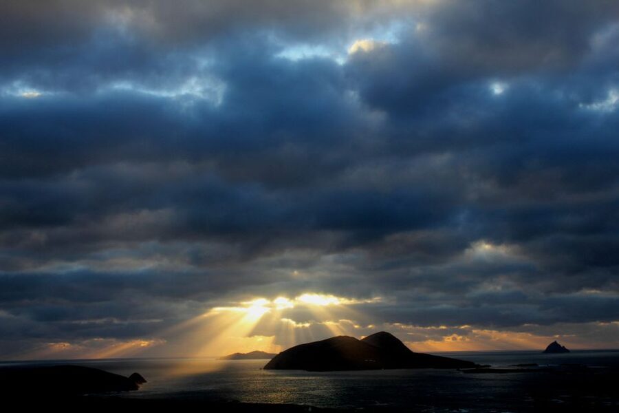 Dingle Day Tour from Limerick - Dingle town brings the day back to people