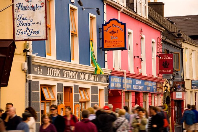 Dingle Peninsula Day Tour from Cork: Including The Wild Altanic Way - Dingle town gives you too little time