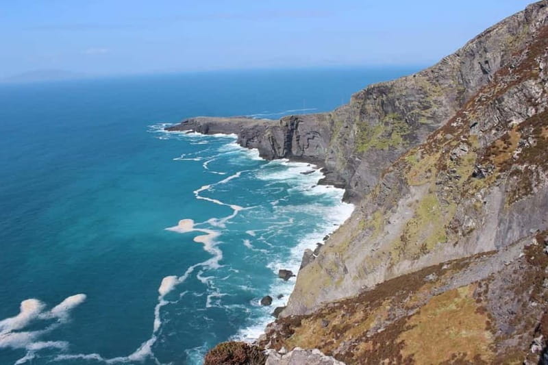 Dingle Peninsula & Slea Head Drive: Tour from Killarney - Blasket Islands Visitor Centre and a useful coffee break