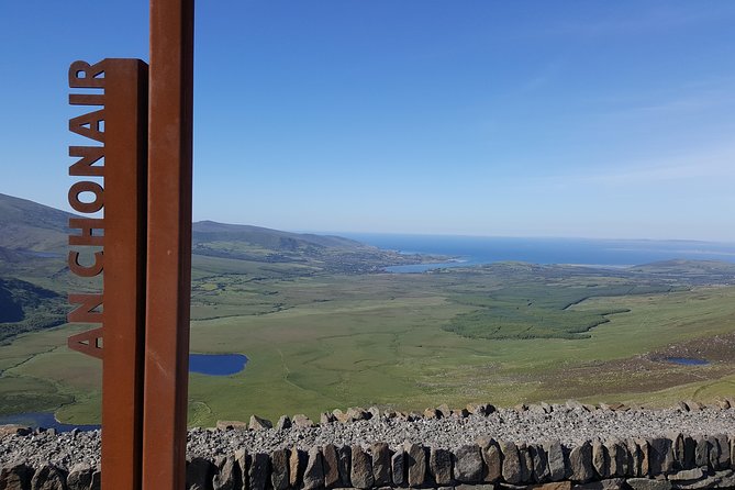Dingle: Slea Head Drive Tour Full Day - Personal Chauffeur Guide - Riasc, Gallarus Oratory, and Kilmalkedar