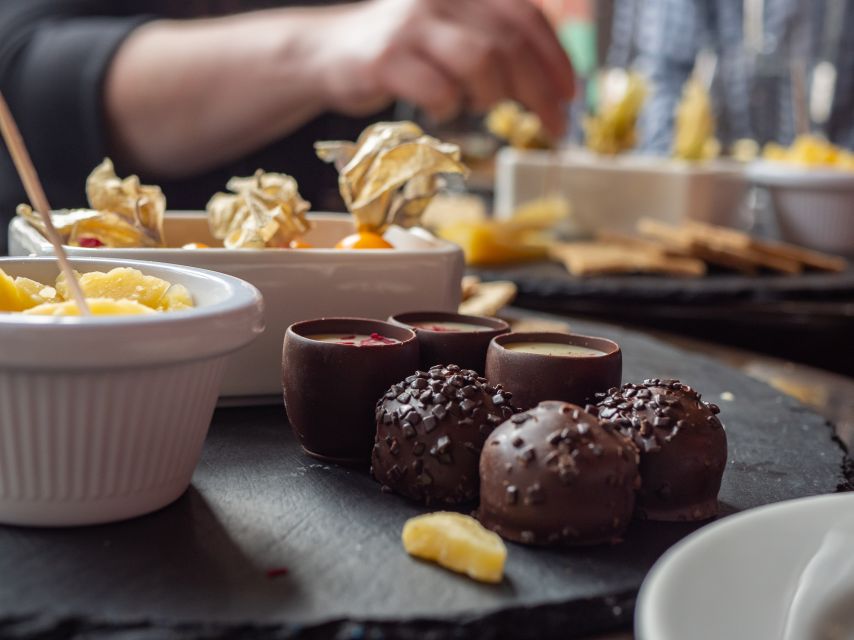 Dublin: 2-Hour Premium Whiskey and Food Tasting Tour - Who should book this Dublin tasting?