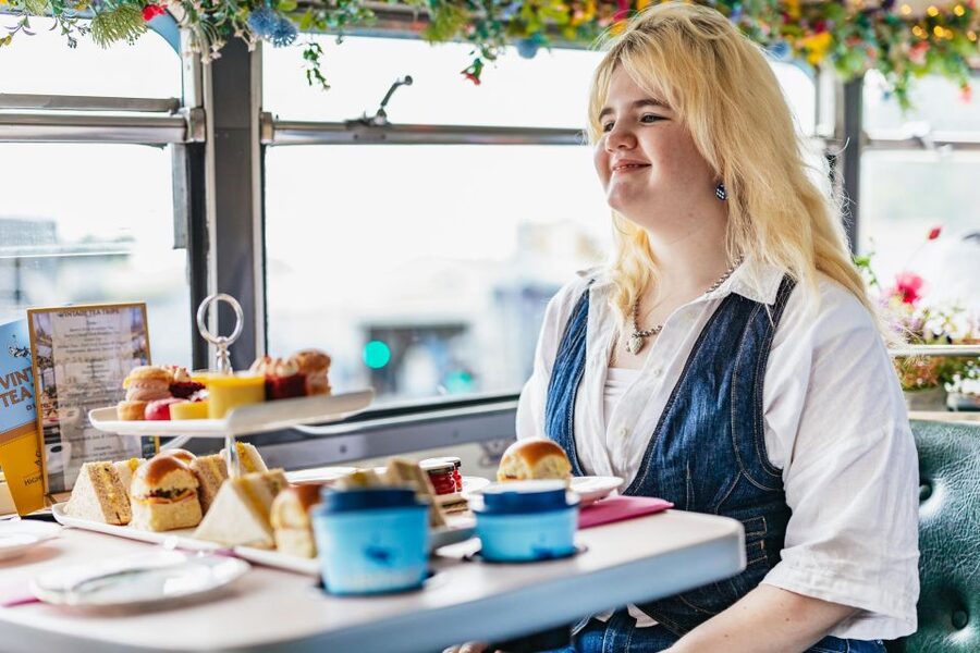 Dublin: Afternoon Tea Vintage Bus Tour - The souvenir and the small touches