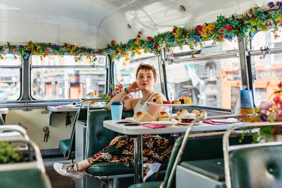 Dublin: Afternoon Tea Vintage Bus Tour - Leaving St. Stephen’s Green for Dublin’s sights