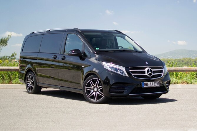 Dublin Airport (DUB) Private Transfer to Dublin City Centre - The included 60-minute wait helps, but it is not a cure-all