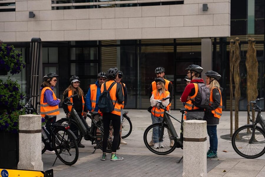 Dublin: Bike & E-Bike Tour with a Local Guide - St Patrick’s Cathedral and the Digital Hub tower