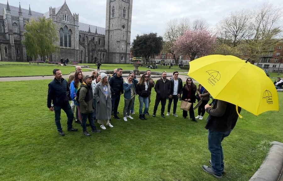 Dublin: Bucket List Sights Walking Tour - Starting beside Christchurch Cathedral