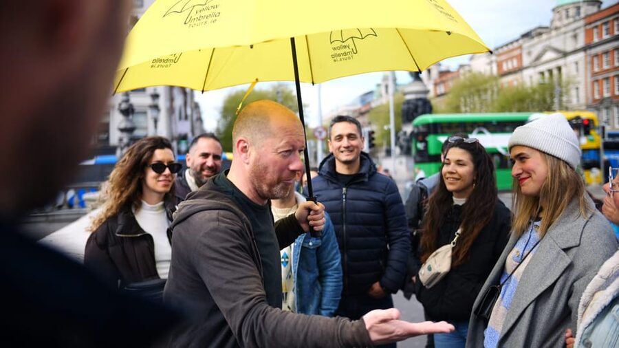 Dublin: Bucket List Sights Walking Tour - College Green and the old center of power