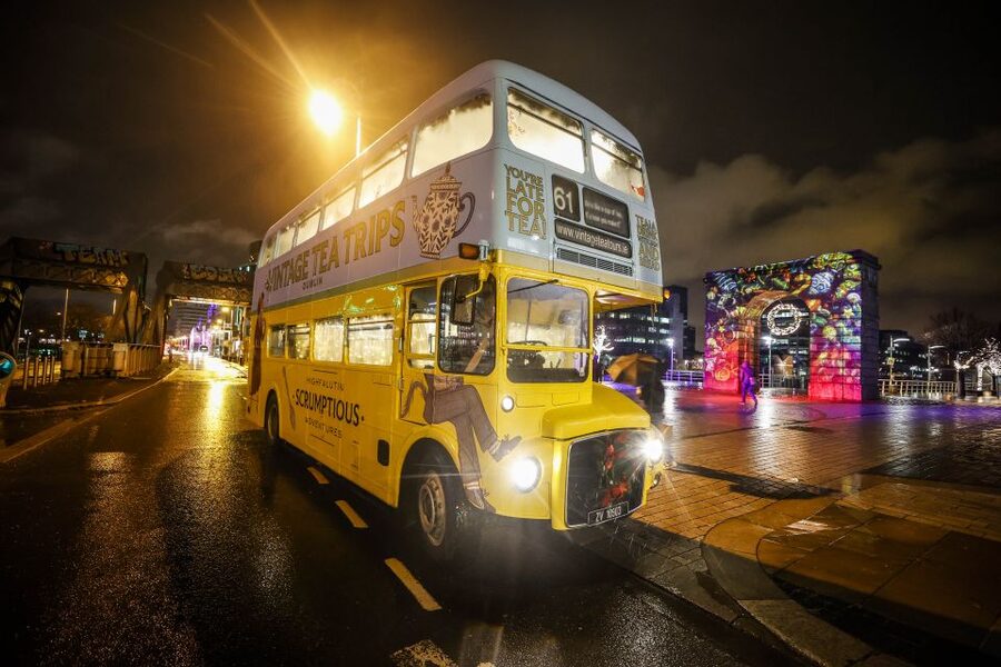 Dublin: Christmas Lights Festive Bus Tour with Afternoon Tea - Live commentary and festive music
