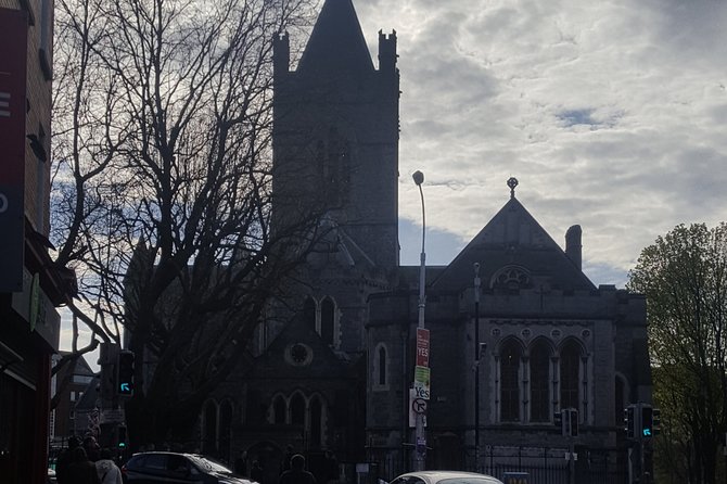 Dublin City Center Walking Tour - What the guiding style is like
