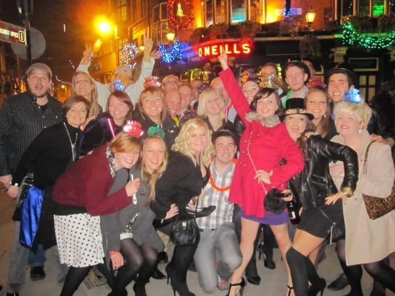 Dublin: City Pub Crawl Experience - Starting at Trinity Bar on Dame Street