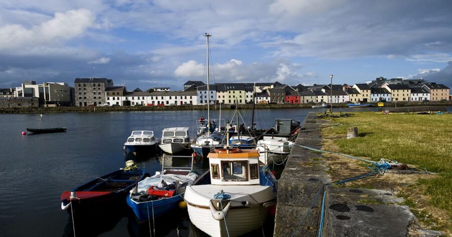 Dublin: Cliffs of Moher, Atlantic Edge & Galway City - The long ride west through Ireland