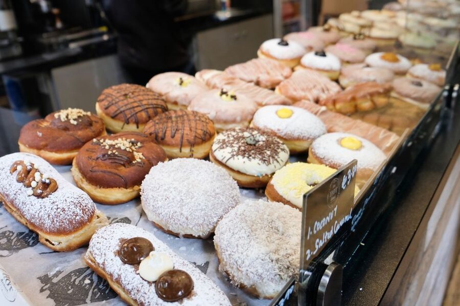 Dublin: Guided Delicious Donut Tour with Tastings - Should you book the Dublin doughnut tour?