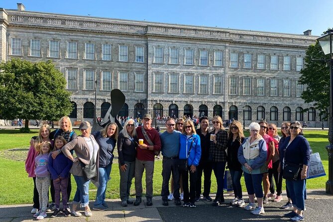 Dublin Guinness Storehouse, Molly Malone Statue and Book of Kells - Meeting Molly Malone on the city streets