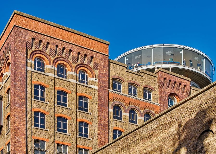 Dublin: Guinness Storehouse Ticket & Hop-on Hop-off Bus Tour - Pouring, tasting, and the Gravity Bar