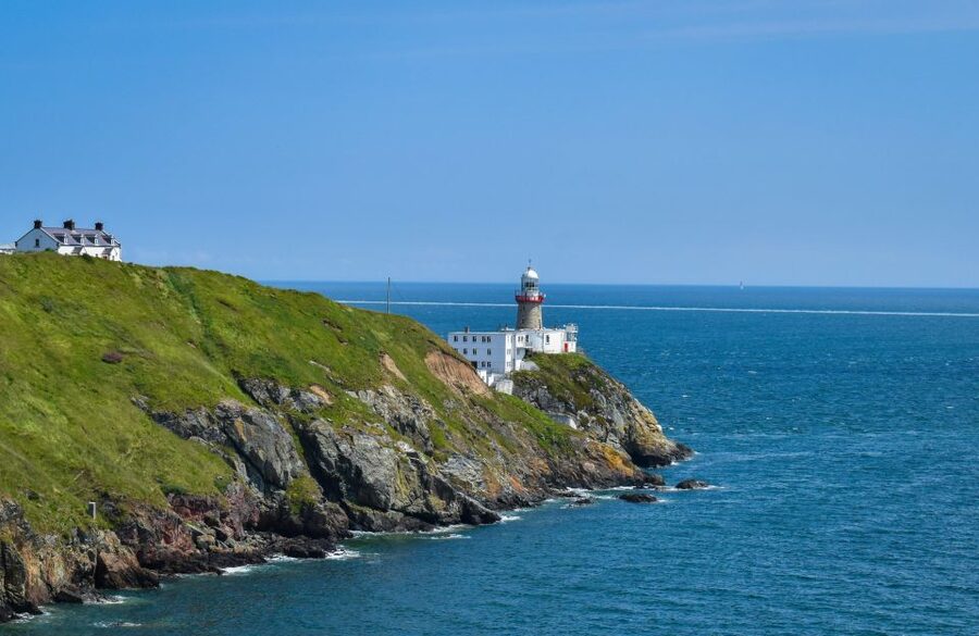 Dublin: Howth Coastal Hiking Tour - Starting at the harbour and Howth Market