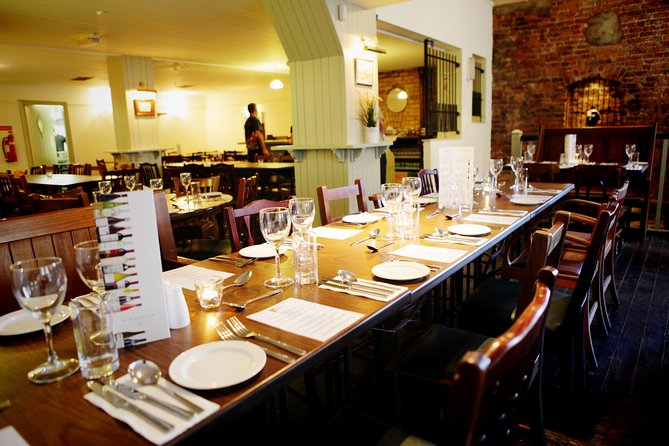 Dublin Irish House Party Live Show, Dinner Option Available - The timing question: dinner and show or show only?