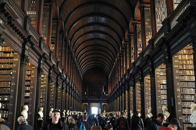 Dublin Literary Tour with a Local Expert: Custom & Private - Why a private literary walk works well in Dublin