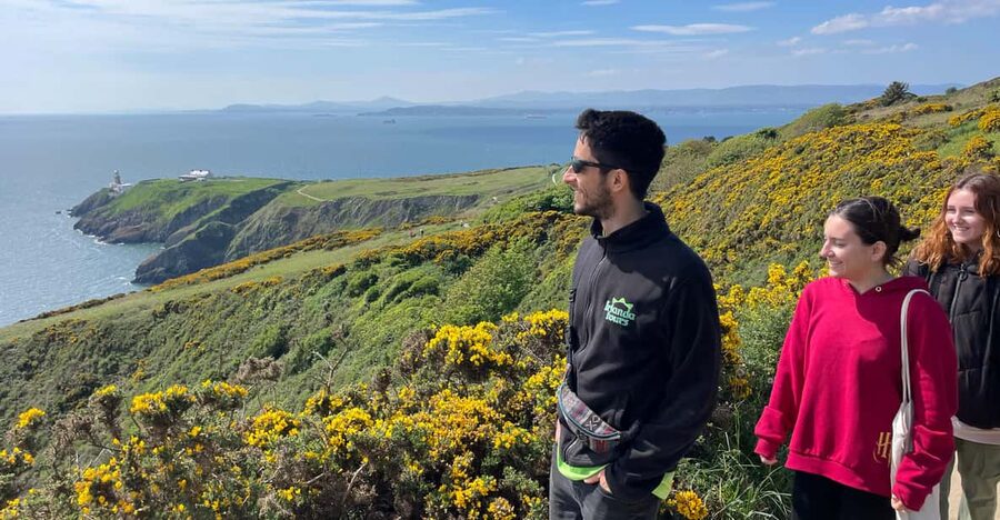 DUBLIN: Malahide castle and Howth MULTILINGUAL full day tour - Malahide Castle and 800 years of Talbot stories
