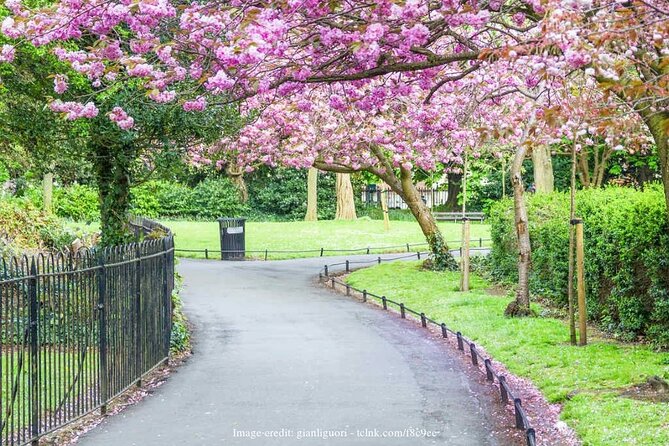 Dublin Off-The-Beaten-Path Private Literary Walking Tour - W. B. Yeats in St Stephen’s Green