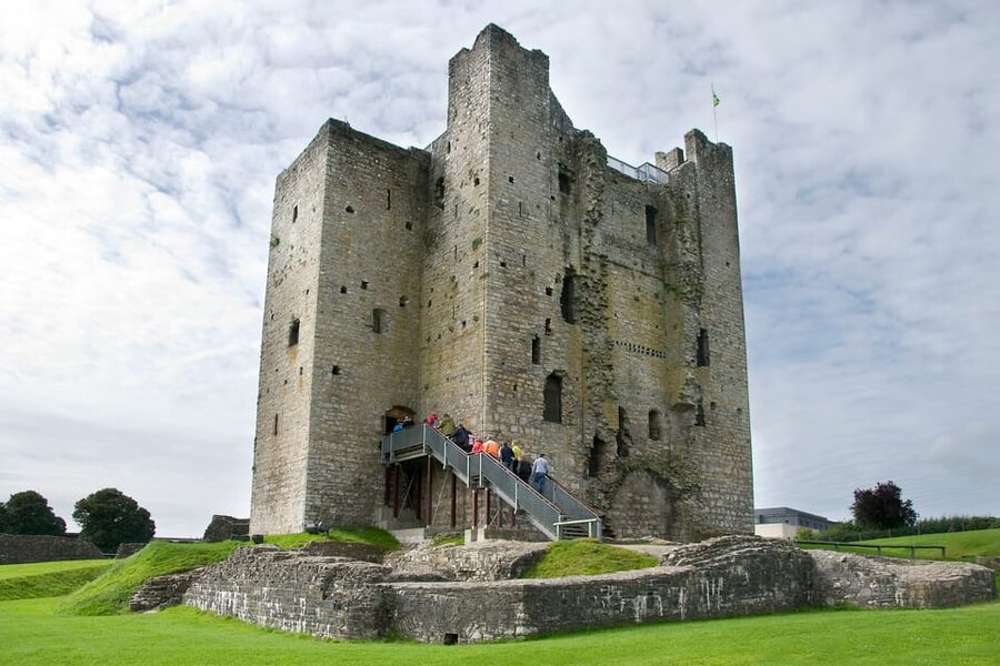 Dublin: Private Boyne Valley and Trim Castle Day Tour - Who should book this Boyne Valley tour?