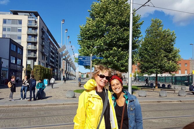 Dublin Private Custom Tour, Off-The-Beaten-Path in Temple Bar with a Local - The pub stop and the one included drink