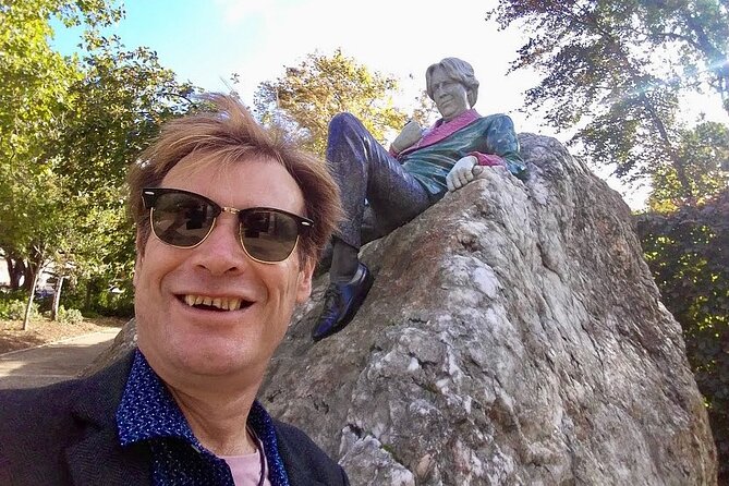 Dublin Private Custom Tour, Off-The-Beaten-Path in Temple Bar with a Local - The guide question deserves attention